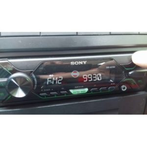 Автомобильный ресивер Sony DSX-A212UI